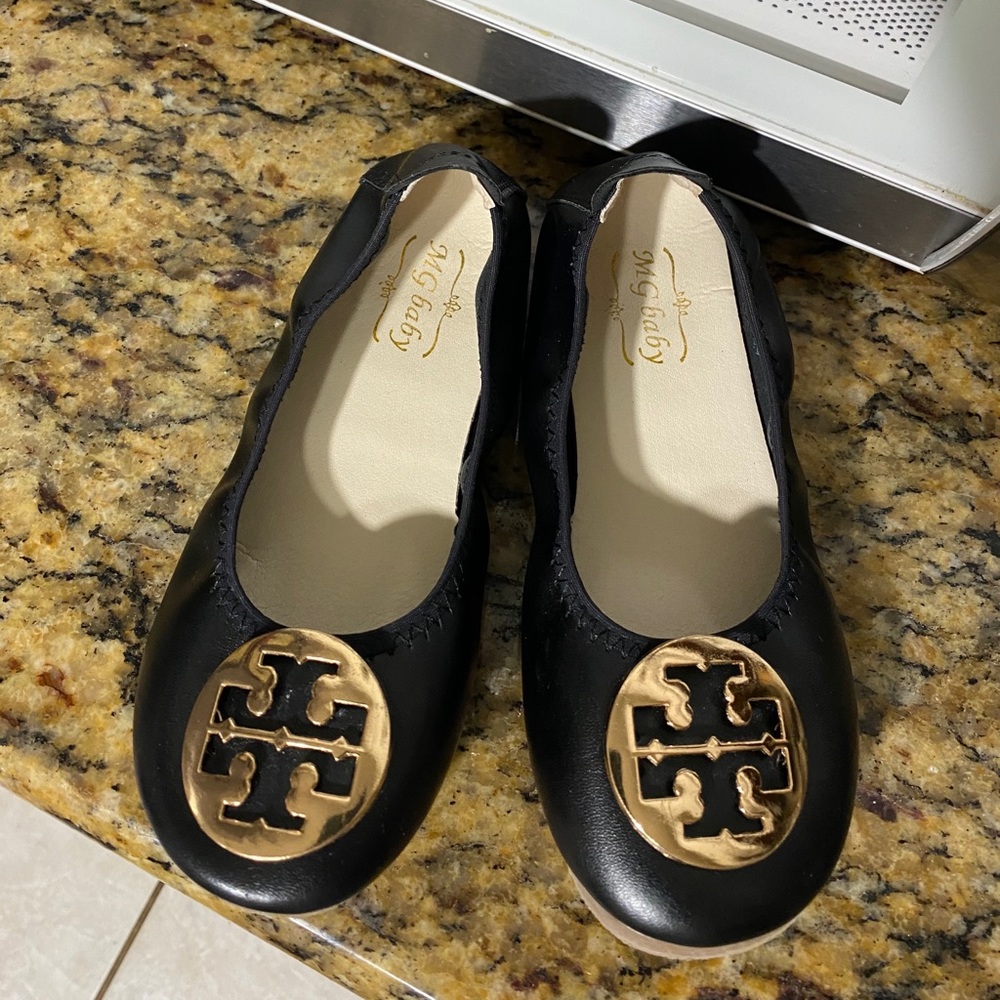 MG Baby size 32🖤🖤🖤🖤